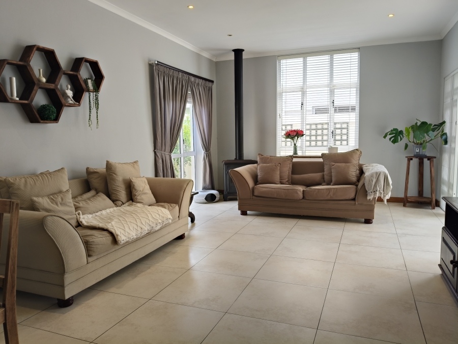 2 Bedroom Property for Sale in Fountains Estate Eastern Cape